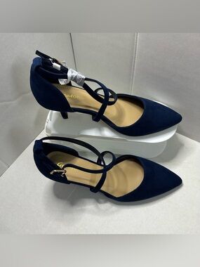 Greatonu Women's Low Heel Shoes Blue suede fabric size 6